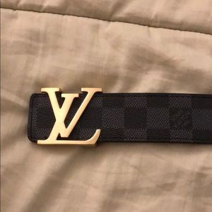 Louis Vuitton Belt (size M)